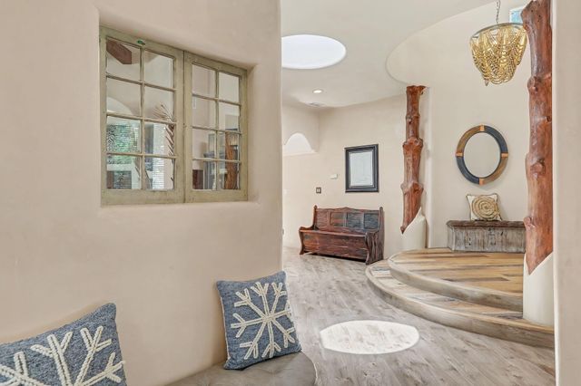 178 Loma Del Oro, Corrales, NM 87048