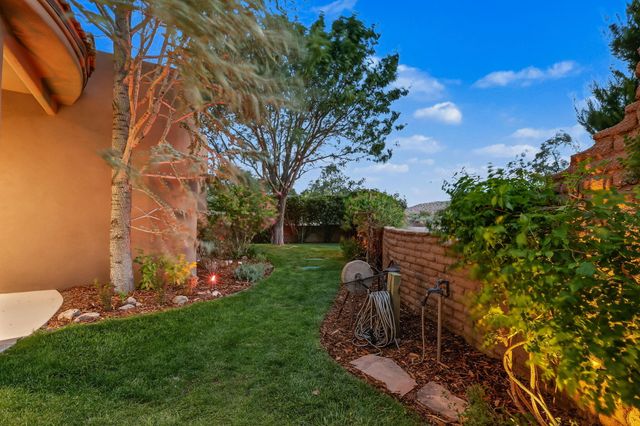 178 Loma Del Oro, Corrales, NM 87048