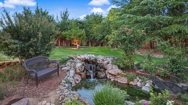 178 Loma Del Oro, Corrales, NM 87048