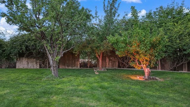178 Loma Del Oro, Corrales, NM 87048