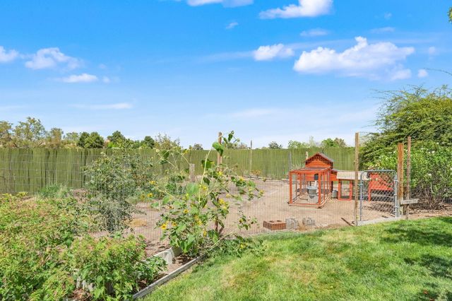 178 Loma Del Oro, Corrales, NM 87048