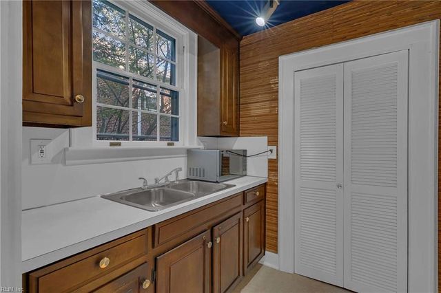 7423 Chipping RD, Norfolk, VA 23505