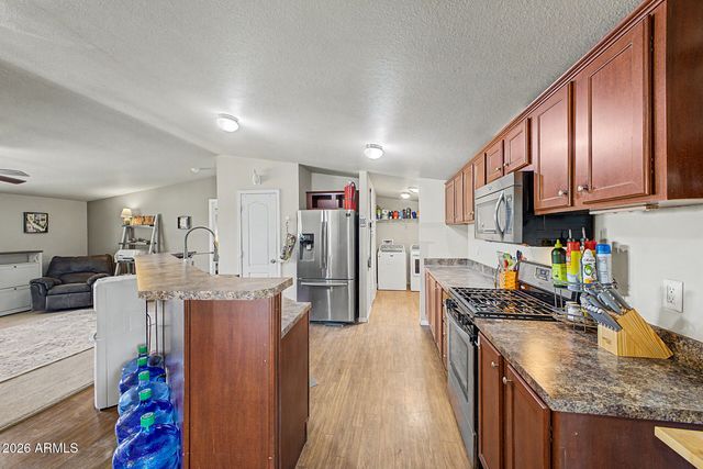 30100 W BELLVIEW Street, Buckeye, AZ 85396