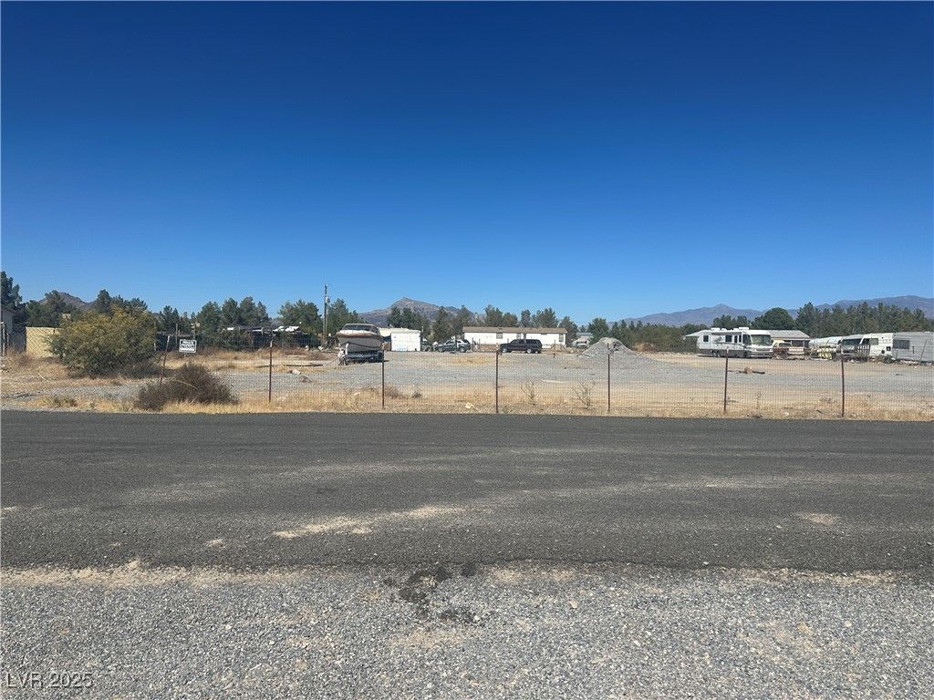 3700 West Dyer Road, Pahrump, NV 89048