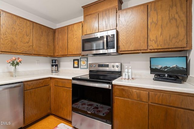 110 Joanne Circle, Cary, NC 27513