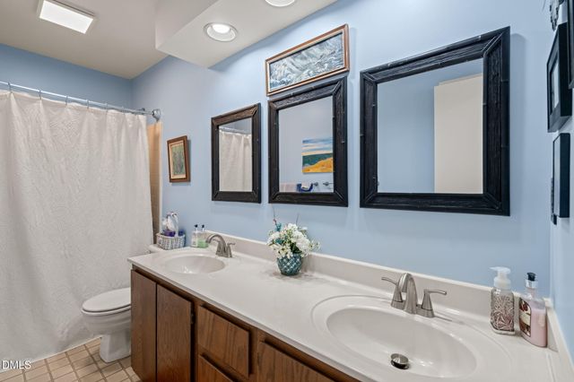 110 Joanne Circle, Cary, NC 27513