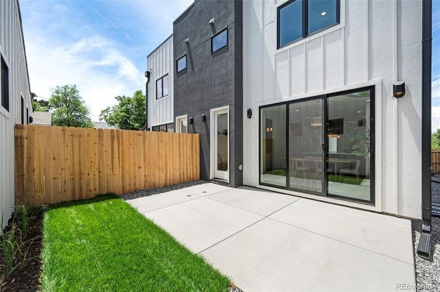 2404 S Cherokee Street, Denver, CO 80223