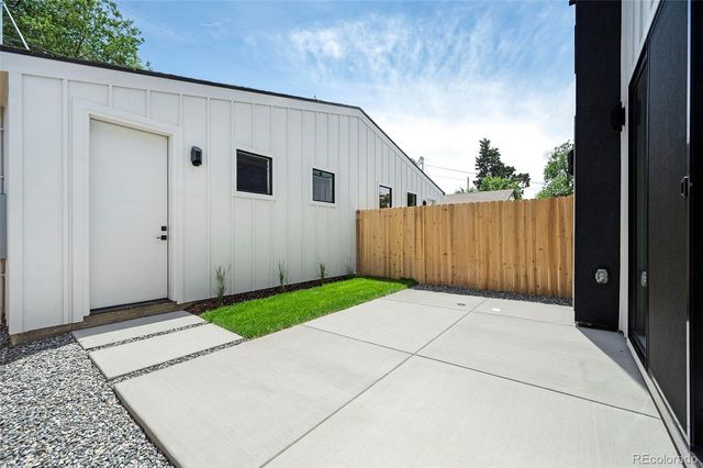 2404 S Cherokee Street, Denver, CO 80223