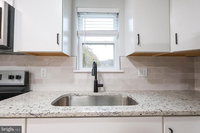 177 DICKS HOLLOW RD, Winchester, VA 22603