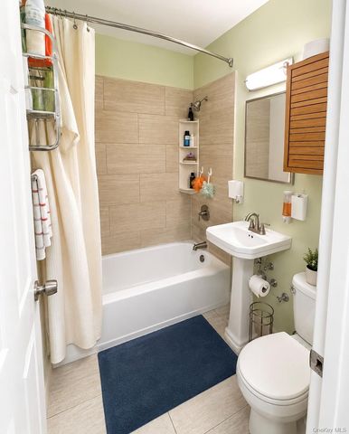 3 Sadore Lane 3G, Yonkers, NY 10710