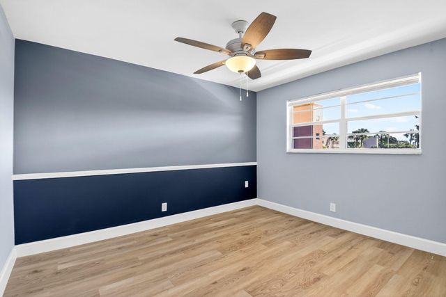 2515 NE 2nd Court 204, Boynton Beach, FL 33435