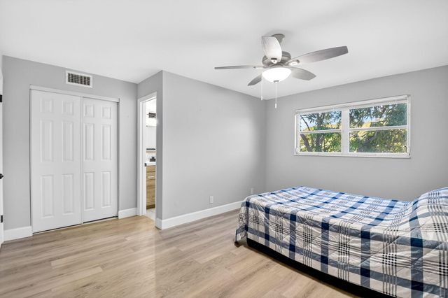 2515 NE 2nd Court 204, Boynton Beach, FL 33435