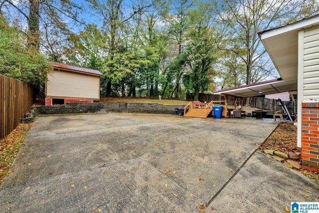 10 PINE CIRCLE, Oneonta, AL 35121