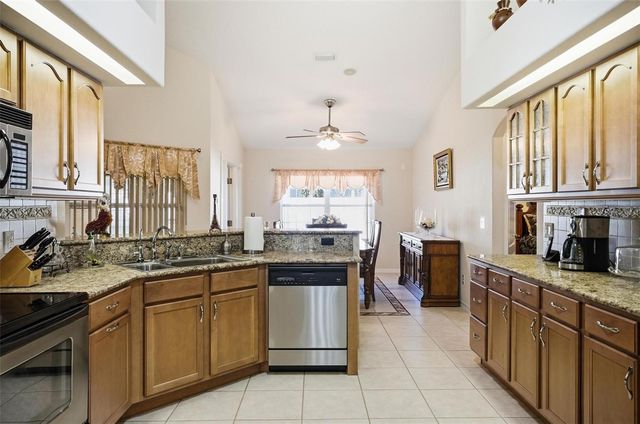 3 FALLS PLACE, Palm Coast, FL 32137
