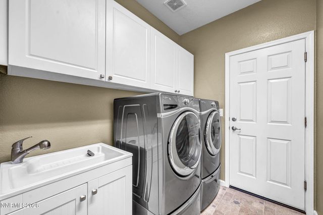 107 June Grass Court, Dayton, NV 89403