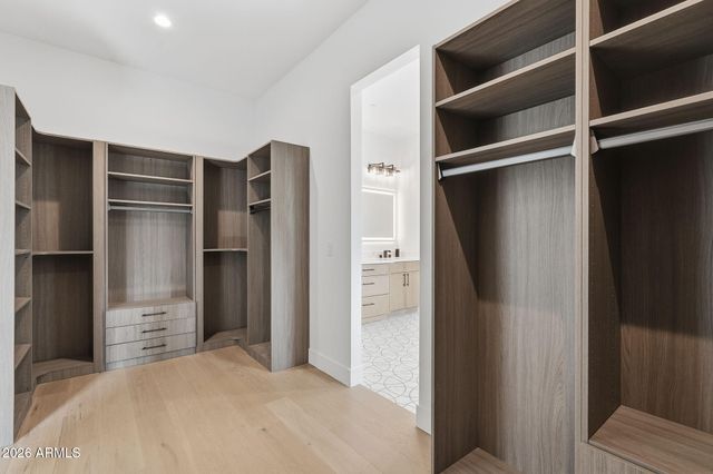 7232 E CAMBRIDGE Avenue, Scottsdale, AZ 85257