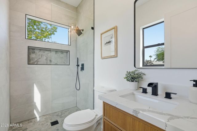 7232 E CAMBRIDGE Avenue, Scottsdale, AZ 85257