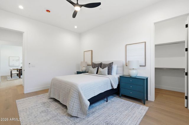 7232 E CAMBRIDGE Avenue, Scottsdale, AZ 85257