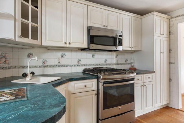30 Shagbark Rd, Concord, MA 01742