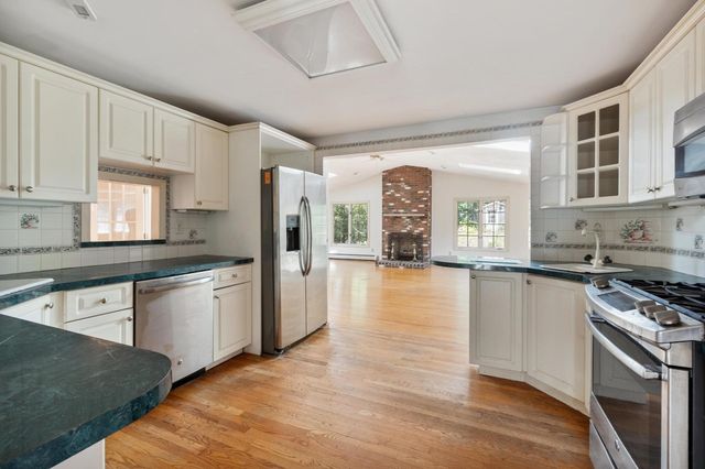 30 Shagbark Rd, Concord, MA 01742