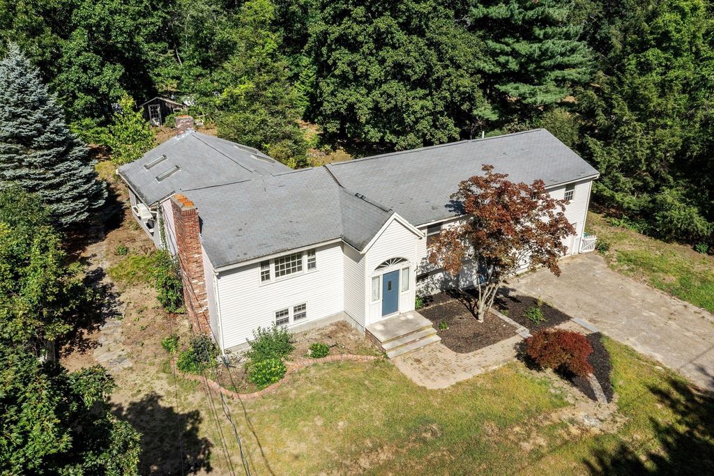 30 Shagbark Rd, Concord, MA 01742
