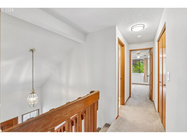 6715 Se 114TH Ave, Portland, OR 97266