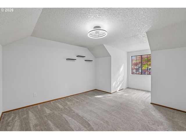 6715 Se 114TH Ave, Portland, OR 97266
