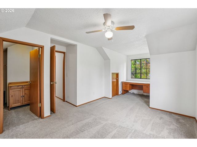 6715 Se 114TH Ave, Portland, OR 97266