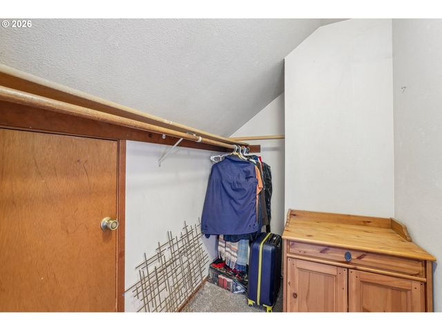 6715 Se 114TH Ave, Portland, OR 97266