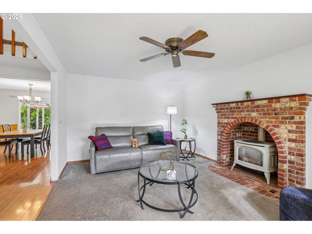 6715 Se 114TH Ave, Portland, OR 97266