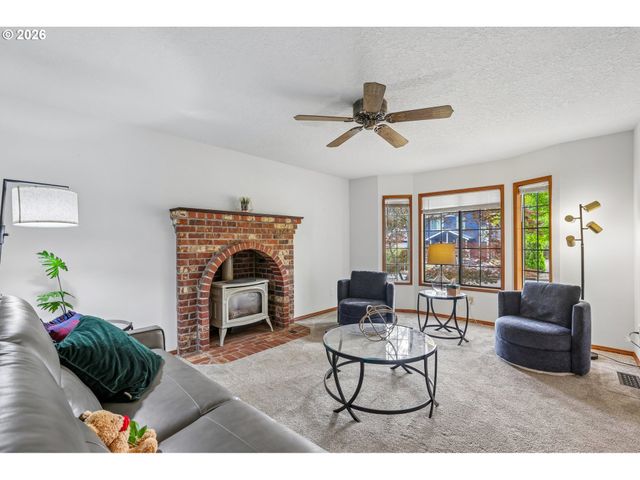 6715 Se 114TH Ave, Portland, OR 97266