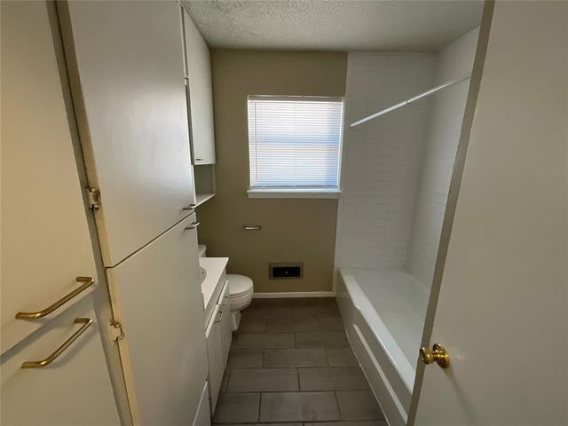 4729 Meench Drive, Del City, OK 73115