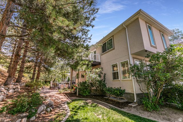 8967 S COBBLE CANYON LN, Sandy, UT 84093