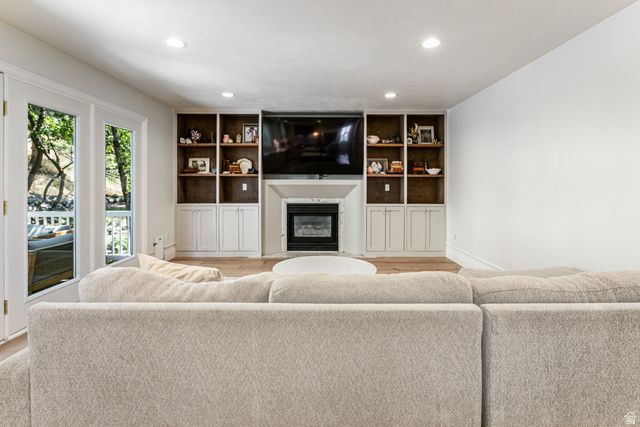 8967 S COBBLE CANYON LN, Sandy, UT 84093