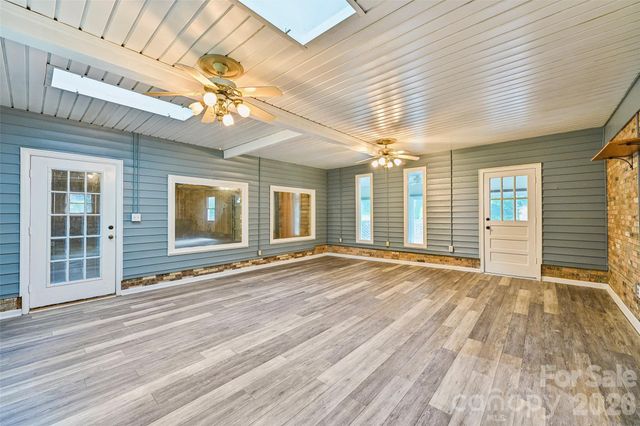 1621 N Oak Drive, Shelby, NC 28150