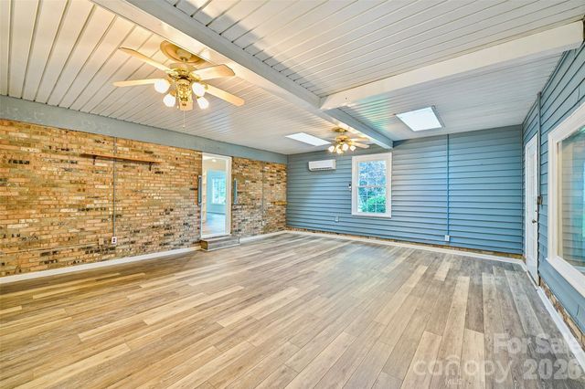1621 N Oak Drive, Shelby, NC 28150