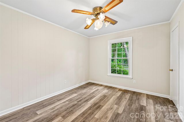 1621 N Oak Drive, Shelby, NC 28150