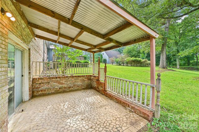 1621 N Oak Drive, Shelby, NC 28150