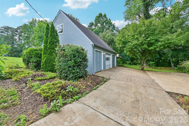 1621 N Oak Drive, Shelby, NC 28150