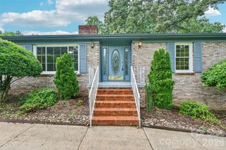 1621 N Oak Drive, Shelby, NC 28150