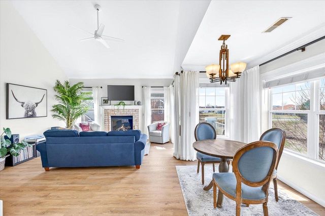 3272 Stonecreek Drive, Madison, WI 53719