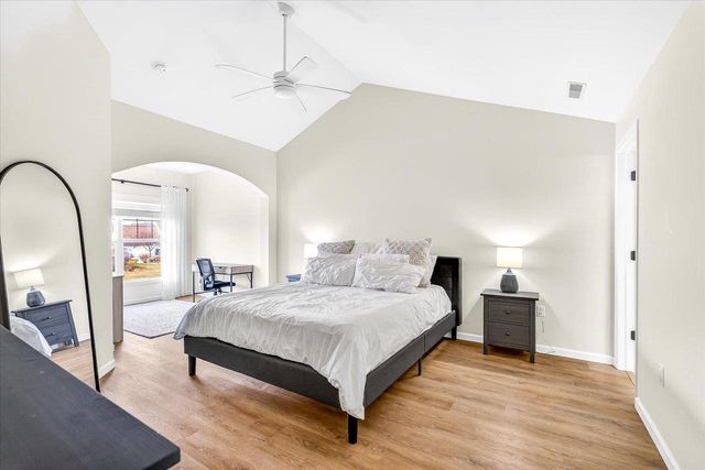 3272 Stonecreek Drive, Madison, WI 53719