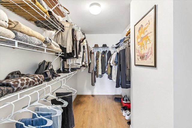 3272 Stonecreek Drive, Madison, WI 53719