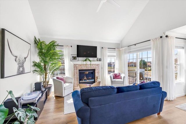 3272 Stonecreek Drive, Madison, WI 53719