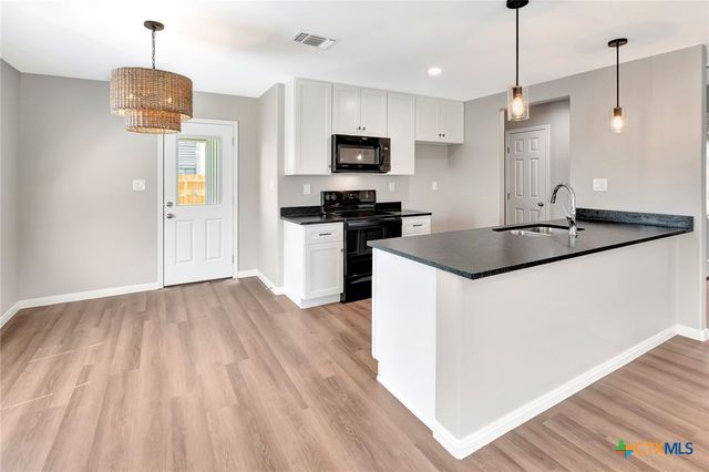 112 Missy Lane, Victoria, TX 77901