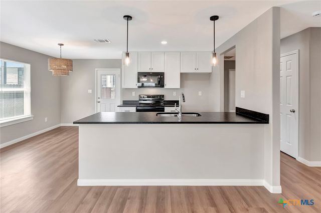 112 Missy Lane, Victoria, TX 77901