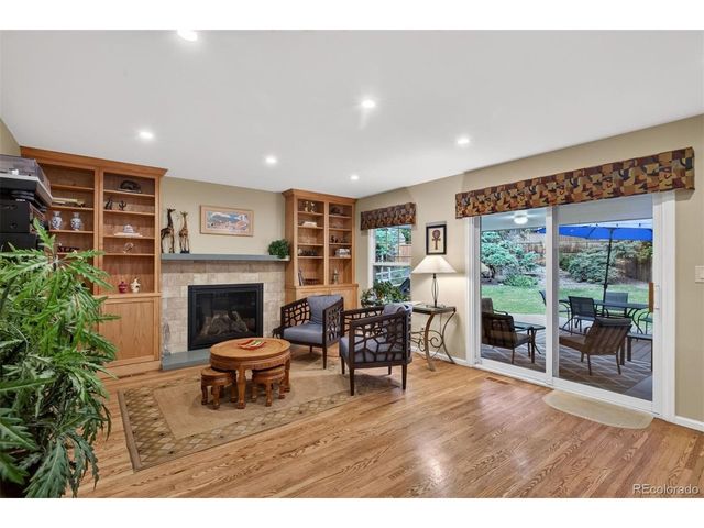 5927 E Jamison Ln, Centennial, CO 80112
