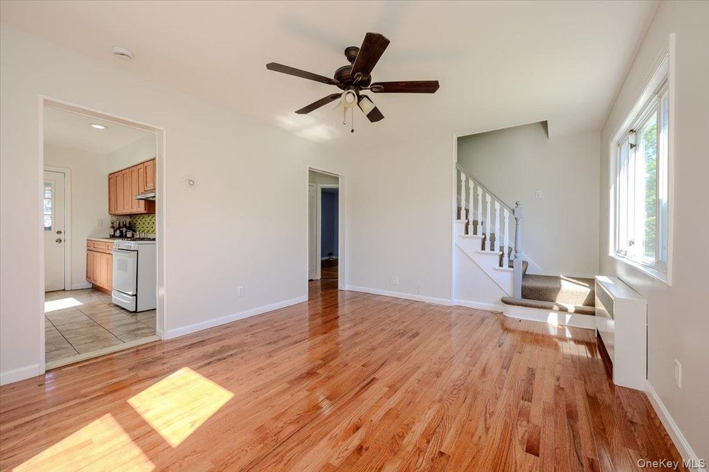 1258 Waverly Street, Hewlett, NY 11557 — photo 4