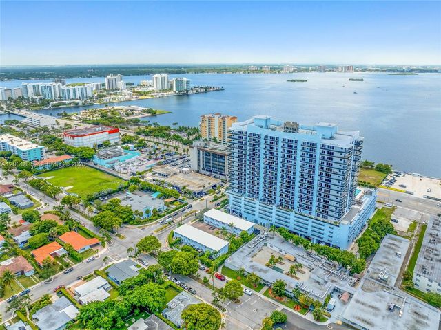 7801 Hispanola Avenue 4, North Bay Village, FL 33141