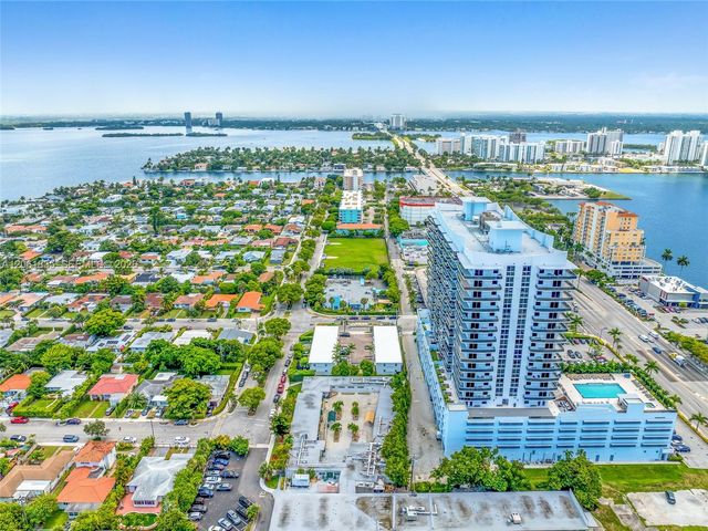 7801 Hispanola Avenue 4, North Bay Village, FL 33141
